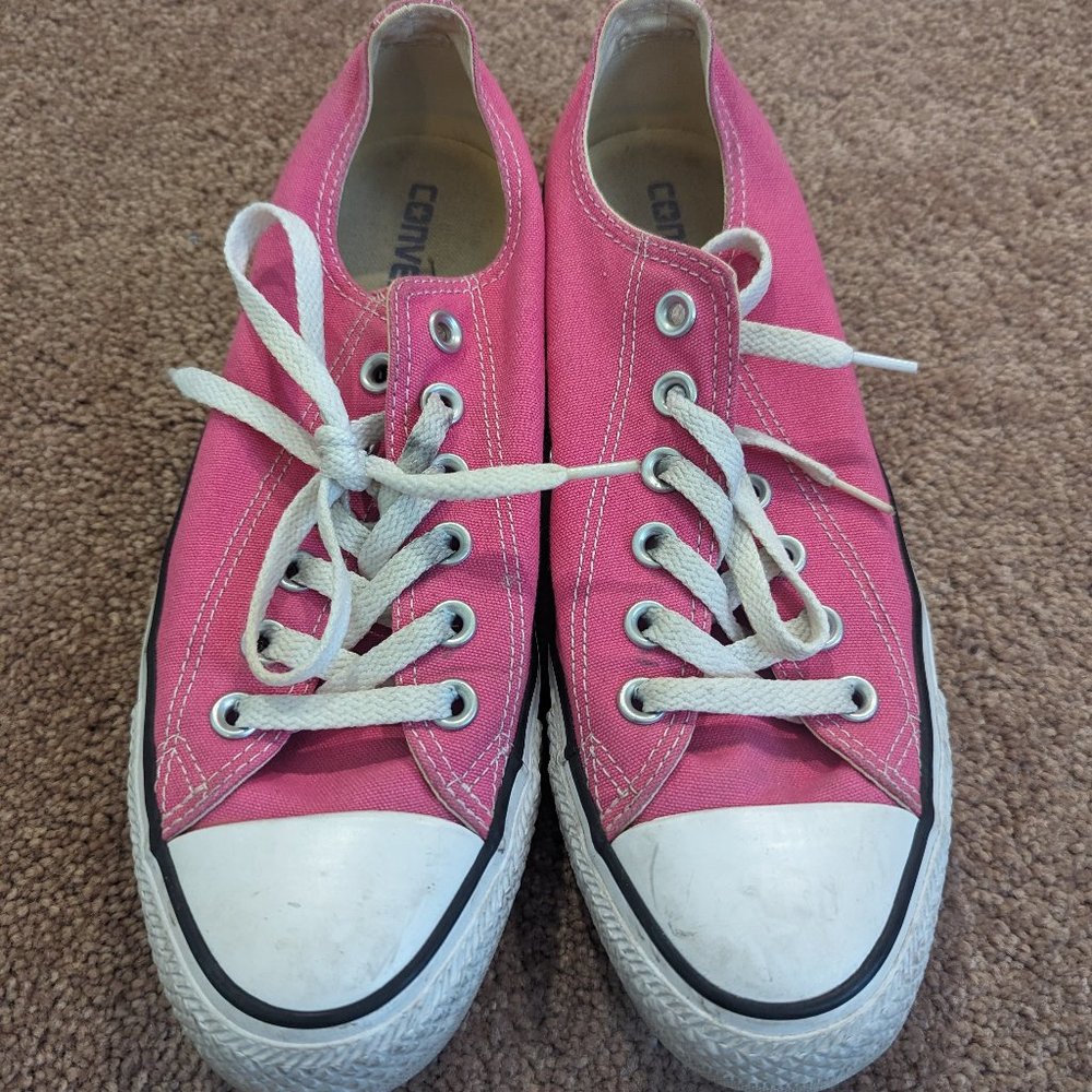 Women's Pink Converse